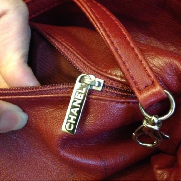 WOW POSHMARK - AUTHENTIC CHANEL SUPERMODEL EXTRA LARGE Leather Cabas Bag Tote - Picture 13 of 13